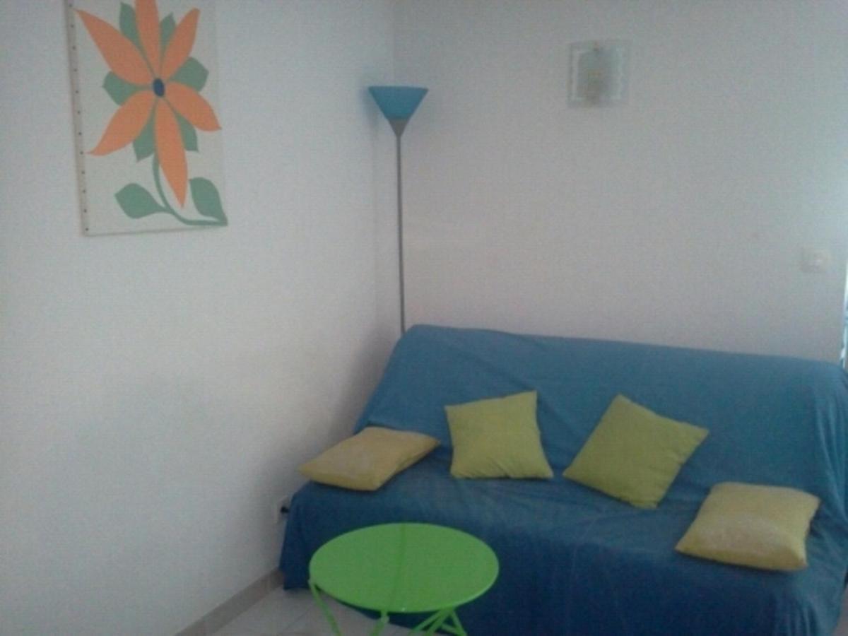 Appartement F1 Calvi A 150 Metres De La Plage Eksteriør bilde